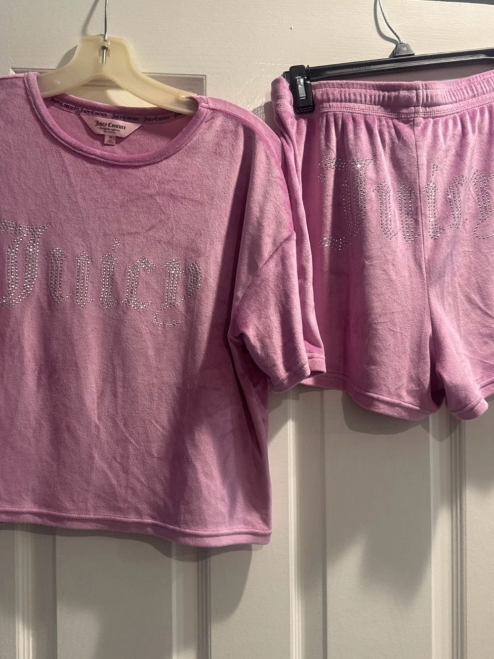 Juicy Couture Lavender Rhinestone Logo Cropped Tee & Shorts Loungewear Set Sz M